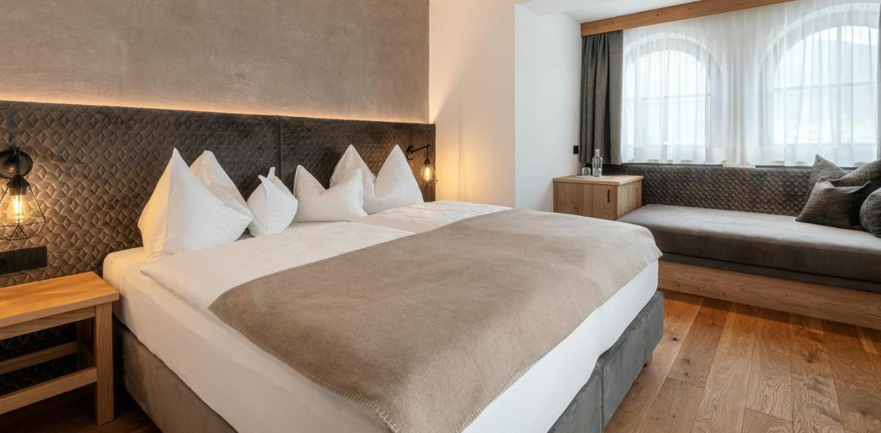 Hotel Niblea Dolomites Ortisei Exteriör bild