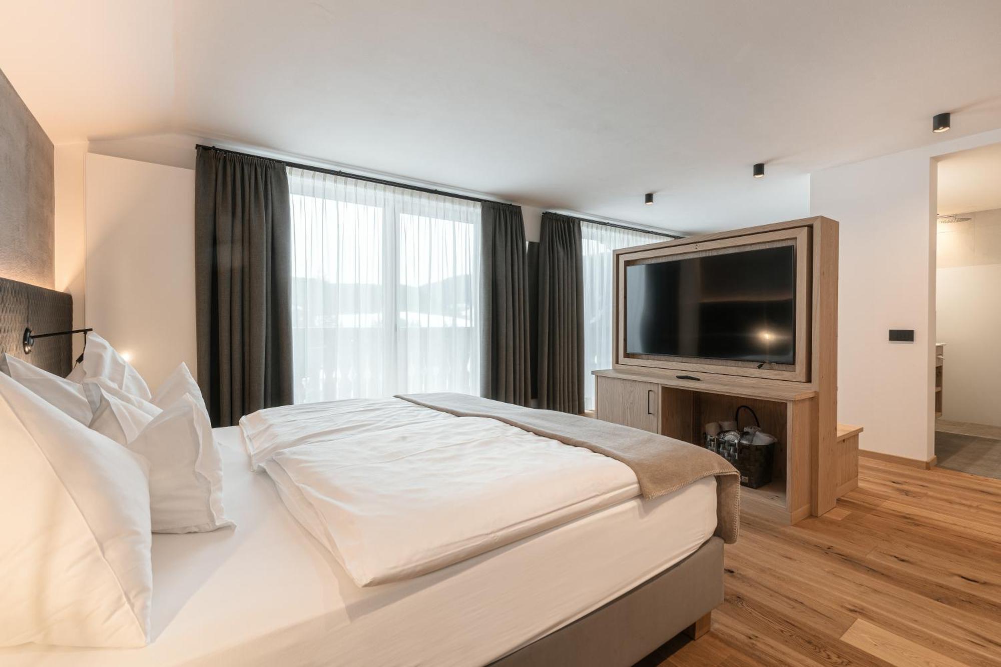 Hotel Niblea Dolomites Ortisei Exteriör bild