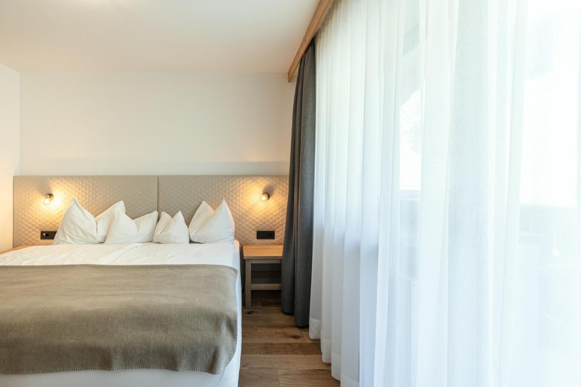 Hotel Niblea Dolomites Ortisei Exteriör bild