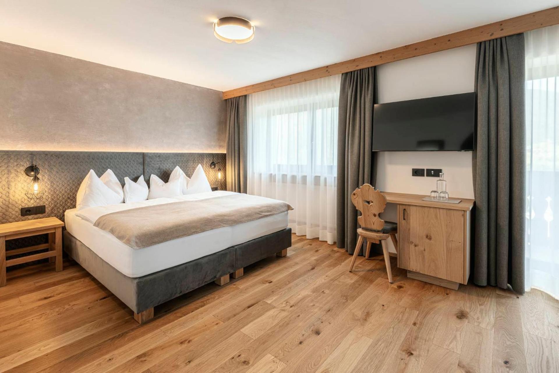 Hotel Niblea Dolomites Ortisei Exteriör bild